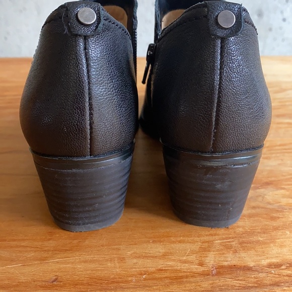 Naturalizer Zarie Bootie in Black leather - Picture 7 of 13